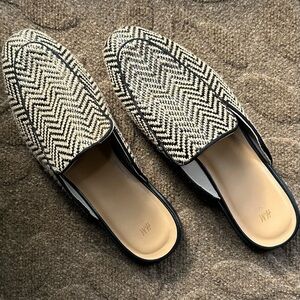 Men's Beige/zigzag-patterned Mule
Loafers | H&M Size 9 (42)